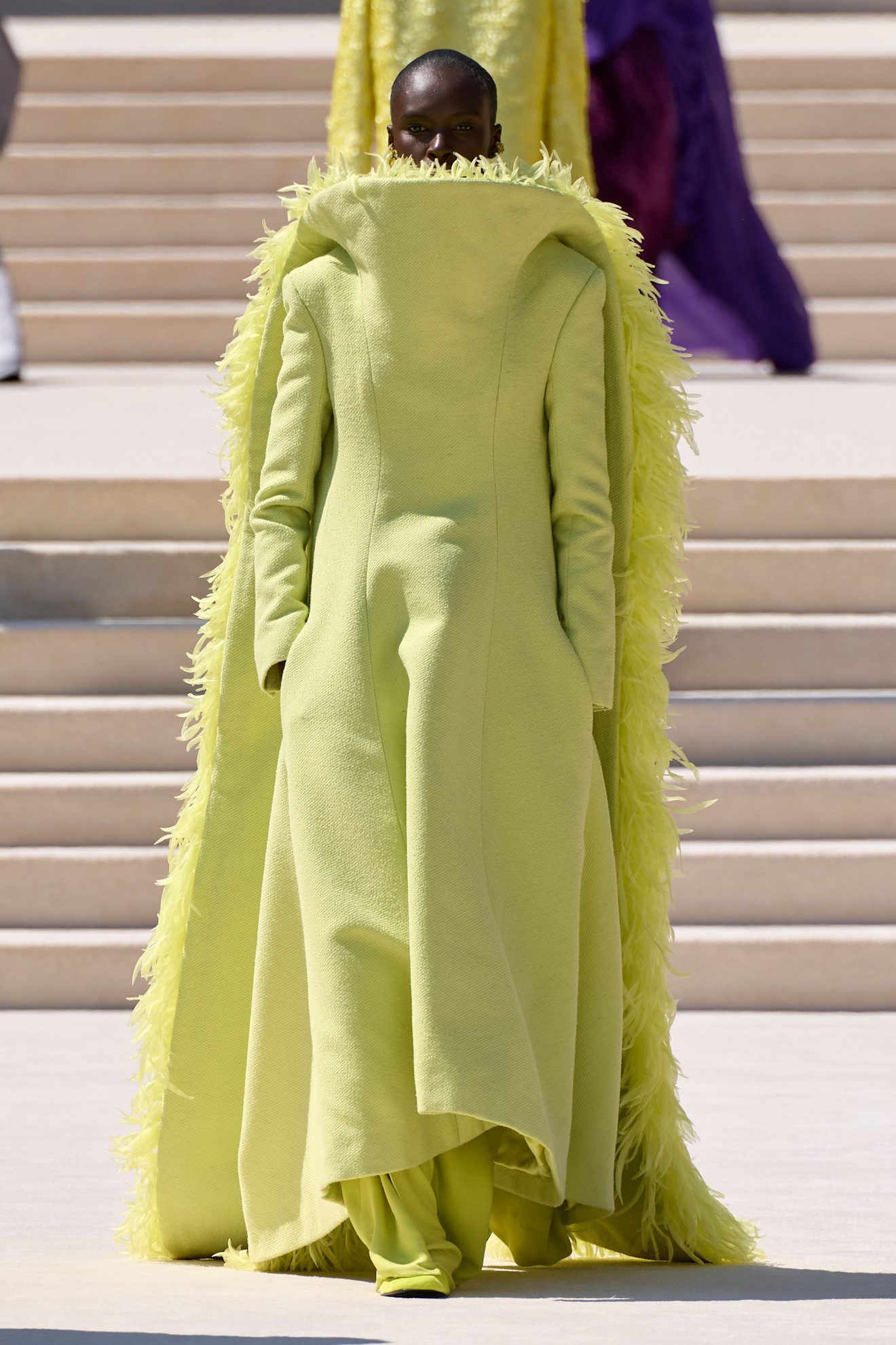 من مجموعة Balenciaga خريف و شتاء  2026 للأزياء الراقية